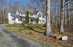 1135 Juno Drive, Effort, PA 18330