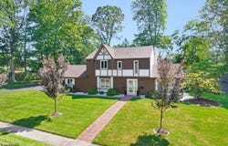 11 Washington St, Mount Olive Twp., NJ 07828-3513