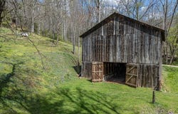 211 Gregory Hollow Road, Robbinsville, NC 28771