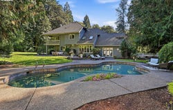625 VICTORIA Pl, WestLinn, OR 97068