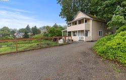 272 MILITARY RD, Kalama, WA 98625