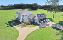 1735 Alana Drive, Terry, MS 39170