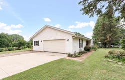 4144 N Lunar Drive, Janesville, WI 53546