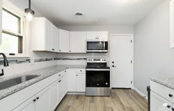 8945 Glendale Circle, Manhattan, KS 66502