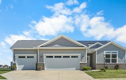 1012 Declaration Drive, Savoy, IL 61874