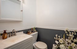361 NE VILLAGE SQUIRE AVE, Gresham, OR 97030