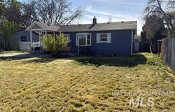 860 N 9th E, Mountain Home, ID 83647