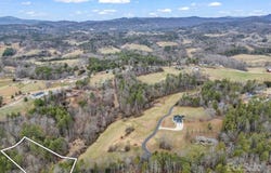 9999 Settlers Trail, Mars Hill, NC 28754