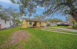 818 Alabama Avenue, Other Florida, FL 34769