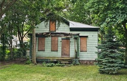 717 Oswego Street, Utica, NY 13502