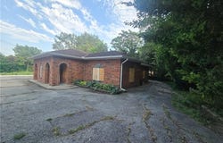 321 W Broadway Avenue, Excelsior Springs, MO 64024