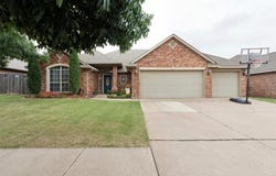 8809 NW 114th Circle, Oklahoma City, OK 73162