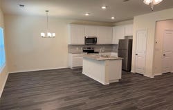 716 E 5th Street, Bonham, TX 75418