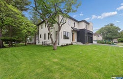 1 Bancroft Place, Cresskill, NJ 07626