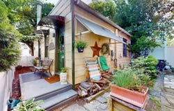 12 Walton Pl, Ocean City, NJ 08226