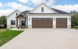 508 Whitetail Ln, Tiffin, IA 52340