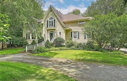 15 Tall Pines Drive, Barrington, RI 02806