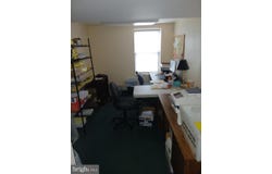412 S WHITE HORSE PIKE, AUDUBON, NJ 08106