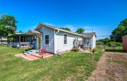 205 E 2nd Street, Stroud, OK 74079
