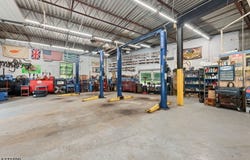 216 Rt10 E, Industrial Park, Randolph Twp., NJ 07852-9644