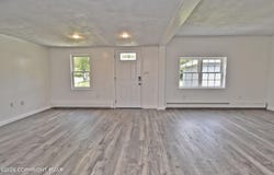 178 N Easton Belmont Pike, Stroudsburg, PA 18360