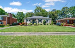 9909 Gateway Dr, Jeffersontown, KY 40299