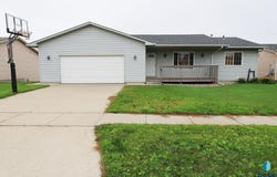 503 David Ave, Baltic, SD 57003