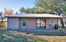 511 S Pecan St, Mason, TX 76856