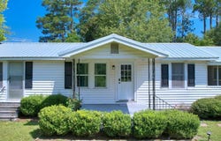 367 E Monroe Avenue, Ashburn, GA 31714