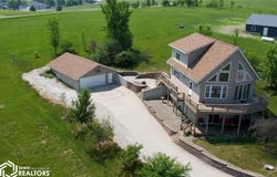 3155 Indian Point Drive, Ellston, IA 50074