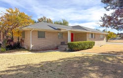 2216 Charles St, Pampa, TX 79065