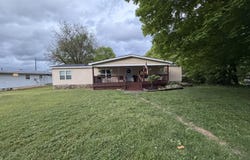 293 Holcombe AVE, New Castle, VA 24127