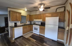 81 Eureka Lake Rd, Eureka, KS 67045