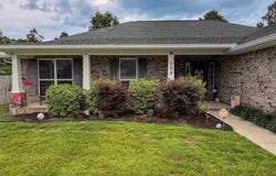 854 Jesse Dr, Cantonment, FL 32533