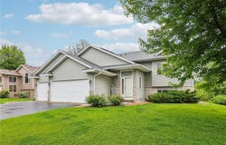 550 Woodduck Trail, Lino Lakes, MN 55014