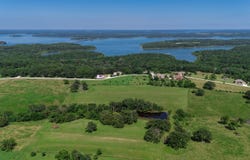 19488 S 1475 Road, Stockton, MO 65785