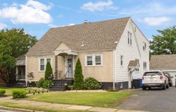 245 MOTT AVENUE, BURLINGTON, NJ 08016