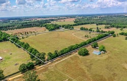1704 Cobb Road, Baker, FL 32531