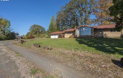 22000 NE RANOR Loop, Newberg, OR 97132