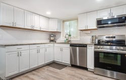12 Milton Ave, Hopatcong Boro, NJ 07874-2315