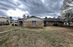 1346 Glenmere Circle, Malvern, AR 72104