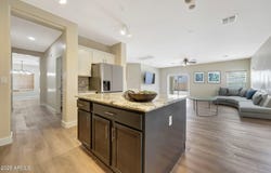 9423 W MONTE VISTA Road, Phoenix, AZ 85037