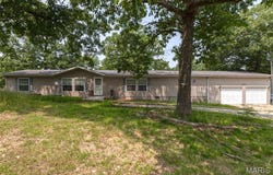 22205 Highland Lane, St Robert, MO 65584