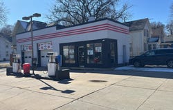 728 Central Avenue N, Faribault, MN 55021