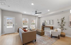 449 Harbor Lane, Lorain, OH 44052