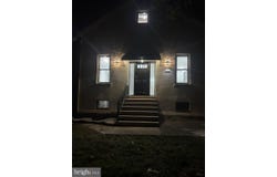 900 CHARLES Street, READING, PA 19606