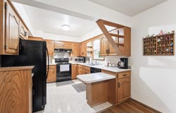 111 W SOUTH ST, Lisbon, IA 52253