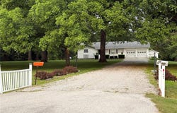 17 Wood Drive, Boulder, IL 62231