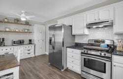 212 NE 35th Street, Oak Island, NC 28465