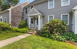 336 Twin Lakes Dr, Halifax, MA 02338